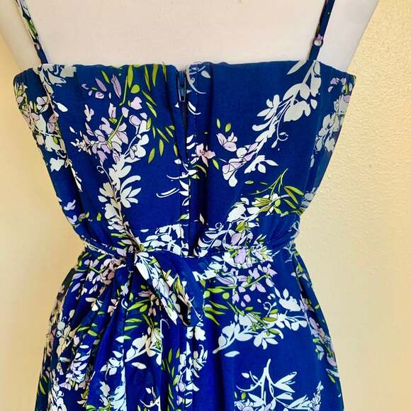 B. Smart Floral Faux Wrap mini dress - Picture 6 of 8